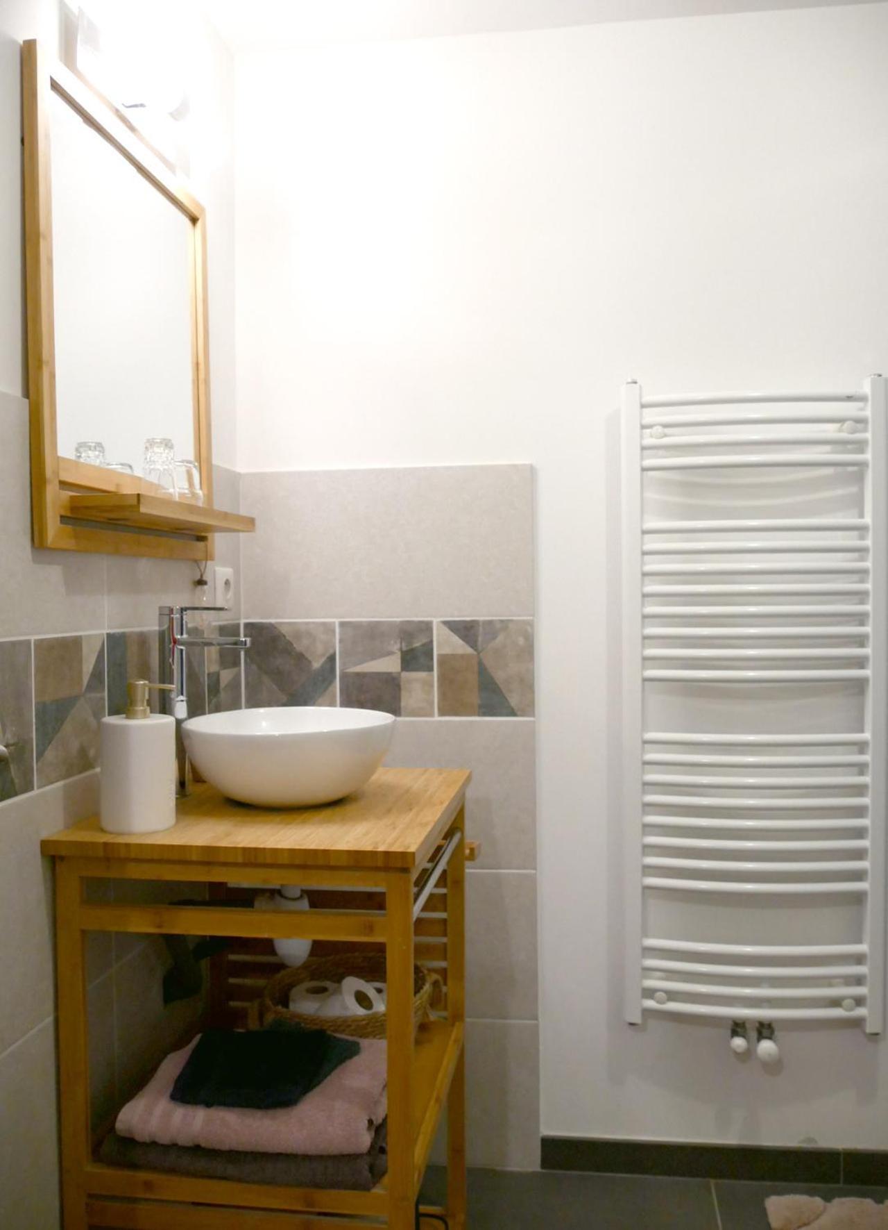 Charmante Suite Independante En Maison De Village Лорьоль-сюр-Дром Экстерьер фото
